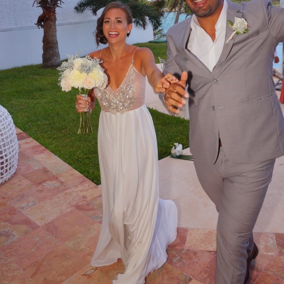 Lurelly Dresses & Skirts - Lurelly Wedding Gown!